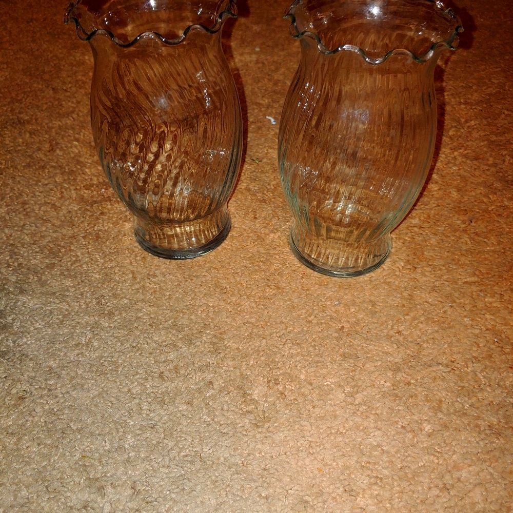 Glass vase